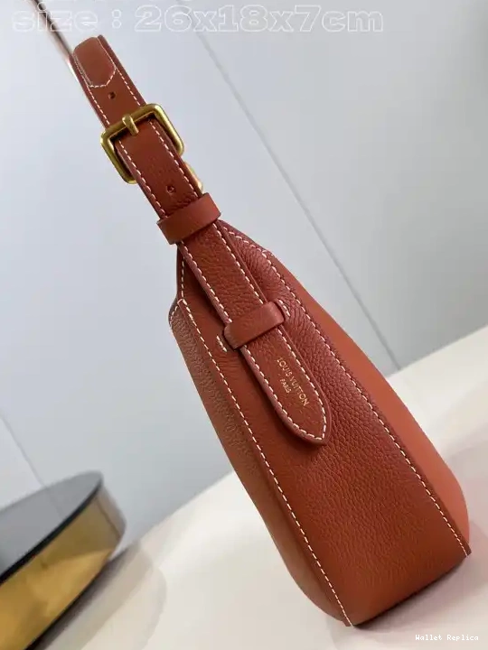 Affordable Key VUITTON Shoulder Low Bag-26*18*7CM LOUIS 0627